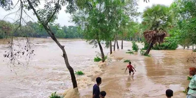 ফেনীর বন্যা পরিস্থিতি। ছবি: ইত্তেফাক