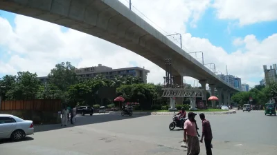 রাজধানীর কাওরানবাজার মোড়। ছবি: ইত্তেফাক