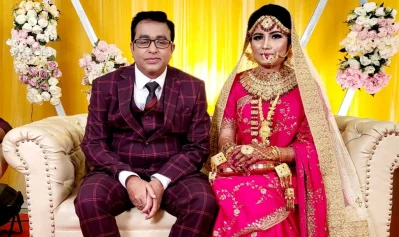 মোস্তাফিজুর রহমান মানিক ও তার স্ত্রী জহুরা আক্তার যুথী