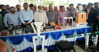 রোবটিক্স অলিম্পিয়াডে অংশগ্রহণকারী।