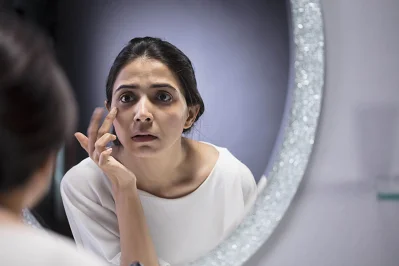 আর্দ্রতা হারালে ত্বক স্পর্শকাতর হয়ে ওঠে