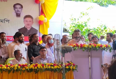 বক্তব্য রাখছেন চিফ হুইপ নূর-ই-আলম চৌধুরী লিটন। ছবি: ইত্তেফাক