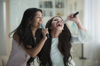 চুলের আর্দ্রতা ফিরিয়ে আনতে ব্যবহার করুন গ্লিসারিন