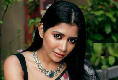 অভিনেত্রী সামিয়া অথৈ।