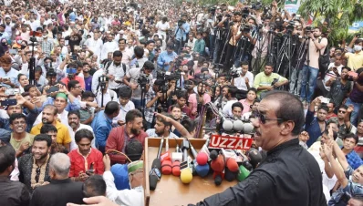 নারায়ণগঞ্জ জেলা ও মহানগর আওয়ামী লীগ কার্যালয়ে শোকাবহ আগস্ট উপলক্ষে দেশ বিরোধী ষড়যন্ত্রের প্রতিবাদে সমাবেশে বক্তব্য রাখেন এমপি একেএম শামীম ওসমান। ছবি- তাপস সাহা