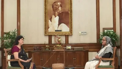 এএনআই&rsquo;কে সাক্ষাৎকার দিচ্ছেন প্রধানমন্ত্রী শেখ হাসিনা। ছবি: বাসস