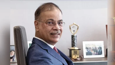 সামিটের প্রতিষ্ঠাতা চেয়ারম্যান আজিজ খান