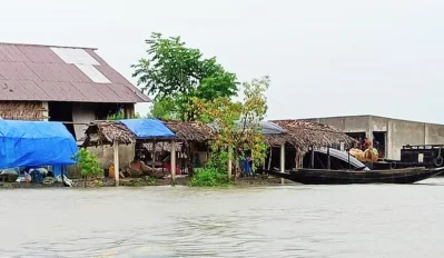 টানা বর্ষণে তলিয়ে গেছে নিম্নাঞ্চল