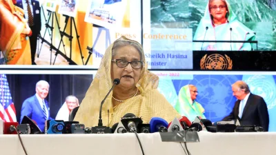 জাতিসংঘে বাংলাদেশ স্থায়ী মিশনের বঙ্গবন্ধু মিলনায়তনে আয়োজিত এক সংবাদ সম্মেলনে প্রধানমন্ত্রী শেখ হাসিনা। ছবি: ফোকাস বাংলা
