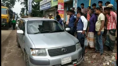 জব্দ হওয়া গাড়ি। ছবি: ইত্তেফাক