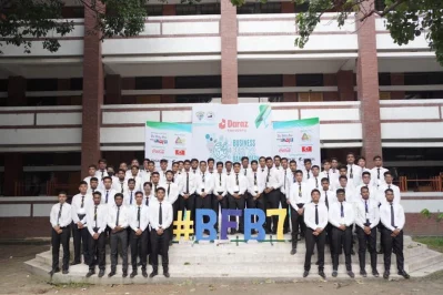 নটরডেম বিজনেস ফেস্টের আয়োজকরা