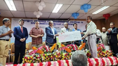 রাজধানীর শিশু হাসপাতালে &lsquo;আবুল হোসেন রেসপাইরেটরি ও নিউমোনিয়া রিসার্চ সেন্টার&rsquo; এর উদ্বোধনী অনুষ্ঠানে স্বাস্থ্য ও পরিবার কল্যাণ মন্ত্রী জাহিদ মালেক। ছবি- সংগৃহীত