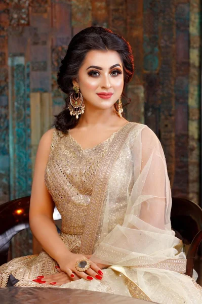 শবনম বুবলী। ছবি: সংগৃহীত