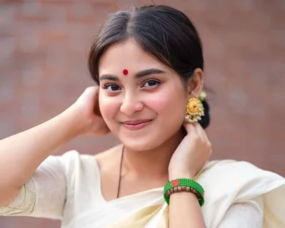 তানজিম সাইয়ারা তটিনী
