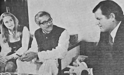 ১৯৭২ সালে তৎকালীন মার্কিন প্রেসিডেন্ট জন এফ কেনেডির সঙ্গে জাতির পিতা বঙ্গবন্ধু শেখ মুজিবুর রহমান। 