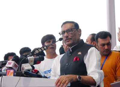 আগারগাঁওয়ের শেরেবাংলা নগরে বাণিজ্য মেলার পুরনো মাঠে ঢাকা জেলা আওয়ামী লীগের ত্রিবার্ষিক সম্মেলনে আওয়ামী লীগ সাধারণ সম্পাদক, সড়ক পরিবহন ও সেতুমন্ত্রী ওবায়দুল কাদের। ছবি- ফোকাস বাংলা