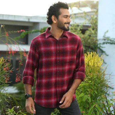 ছবি ও পোশাক: গ্রামীণ ইউনিক্লো