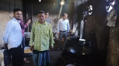 ঢাকা মিষ্টি ঘরের মালিক গোপাল পাল