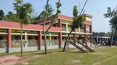 ফাঁকা ফোটকেন্দ্র। ছবি: সংগৃহীত