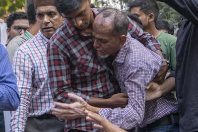 ফারদিনের বাবার আহাজারি। ছবি: আব্দুল গনি