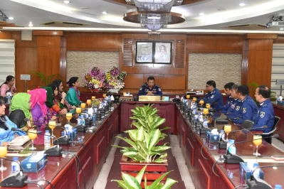 পুনাকের বর্তমান কার্যক্রম ও ভবিষ্যত কর্মপরিকল্পনা নিয়ে আইজিপির সঙ্গে আলোচনা করেন পুনাক নেতৃবৃন্দ