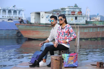 ছবি ও পোশাক: ইয়াংকে
