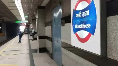 জয়শংকরের সঙ্গে বৈঠকের পর দিল্লির মান্ডি হাউস স্টেশনে যান জার্মান পররাষ্ট্রমন্ত্রী।