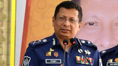 পুলিশের মহাপরিদর্শক (আইজিপি) চৌধুরী আব্দুল্লাহ আল মামুন। ফাইল ছবি