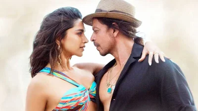 শাহরুখ খান ও দিপীকা পাড়ুকোন। ছবি: সংগৃহীত