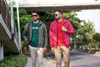 ছবি ও পোশাক: অঞ্জন&rsquo;স