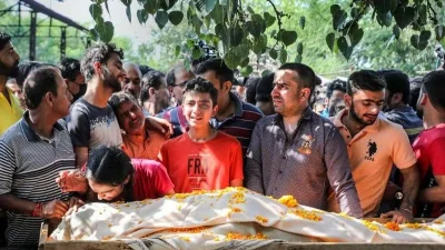 গত তিন বছরে নয়জন কাশ্মীরি পণ্ডিতকে মারা হয়েছে।