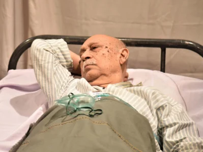 &lsquo;সত্যি কথা বলছি&rsquo; নাটকের একটি দৃশ্য। ছবি: সংগৃহীত