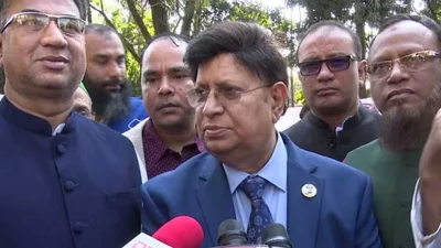 অনুষ্ঠান শেষে সাংবাদিকদের সঙ্গে কথা বলেন পররাষ্ট্রমন্ত্রী এ কে আব্দুল মোমেন।