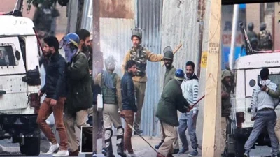 তিন সাংবাদিককেও আটক করা হয়েছে বলে জানা গেছে।