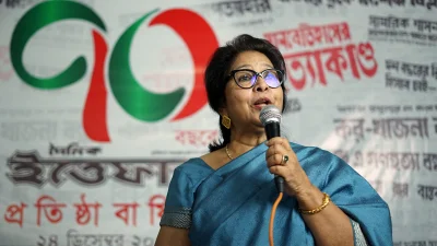 দৈনিক ইত্তেফাক ও পাক্ষিক অনন্যার সম্পাদক তাসমিমা হোসেন।