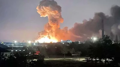 ইউক্রেনে বিমানহানা কমিয়ে দিয়েছে রাশিয়া।