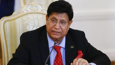 পররাষ্ট্রমন্ত্রী এ কে আবদুল মোমেন।