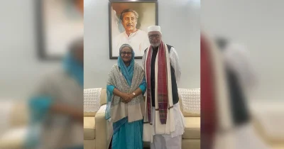 প্রধানমন্ত্রী শেখ হাসিনার সঙ্গে কৃষক শ্রমিক জনতা লীগের সভাপতি বঙ্গবীর কাদের সিদ্দিকী। 