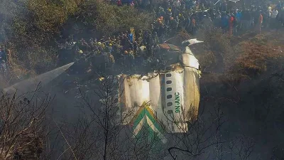 নেপালের পোখরা বিমানবন্দরে ৭২ জন যাত্রী নিয়ে একটি বিমান বিধ্বস্ত হয়ে সকলেই নিহত হয়েছেন।