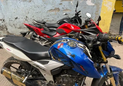 চুরি করা মোটরসাইকেল উদ্ধার করেছে পুলিশ।