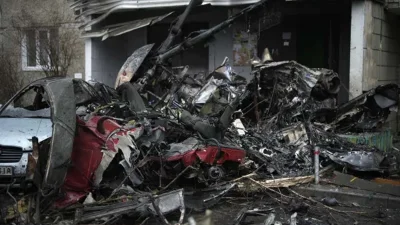 রাজধানী কিয়েভে হেলিকপ্টার বিধ্বস্ত হয়ে ১৪ জনের মৃত্যু।