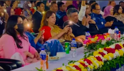 মাদারীপুর উৎসব-২০২৩ এর সমাপনী অনুষ্ঠানের  সাংস্কৃতিক অনুষ্ঠান উপভোগ করেন  মাদারীপুর-১ (শিবচর) আসনের ৬ বারের সফল সংসদ সদস্য নূর-ই-আলম চৌধুরী লিটন।