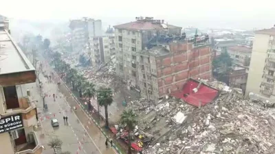 সর্বশেষ তথ্য অনুযায়ী, তুরস্কে নিহতের সংখ্যা ২ হাজার ৯২১ জন।