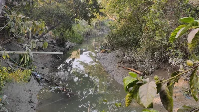 বর্তমানে অবস্থান কামারপট্টি খাল। ছবি: ইত্তেফাক