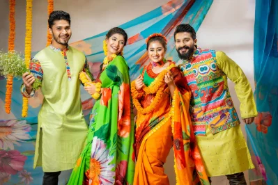 ছবি ও পোশাক: বিশ্বরঙ