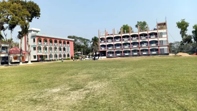 তালিমপুর তেলিহাটি উচ্চ বিদ্যালয় মাঠ। ছবি: ইত্তেফাক