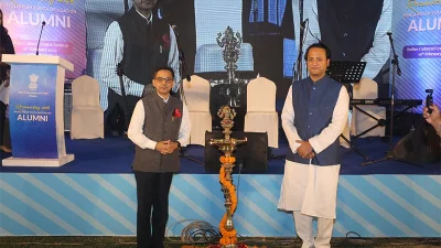 ভারতীয় হাই কমিশনার প্রণয় ভার্মা ও শিক্ষা &nbsp;উপমন্ত্রী &nbsp;মহিবুল হাসান চৌধুরী নওফেল
