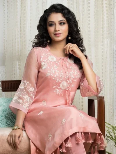 তাসনিয়া ফারিণ