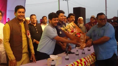 দরপুর উপজেলার ভাসানচর ইউনিয়নের নতুন বাজার এলাকায় ম্যাক্স ফুড ইন্ডাস্ট্রির উদ্ভোধনী অনুষ্ঠান
