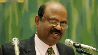 দিনহাটার ঘটনার পর রাজ্য সরকারের কাছ থেকে রিপোর্ট চেয়েছে রাজভবন।